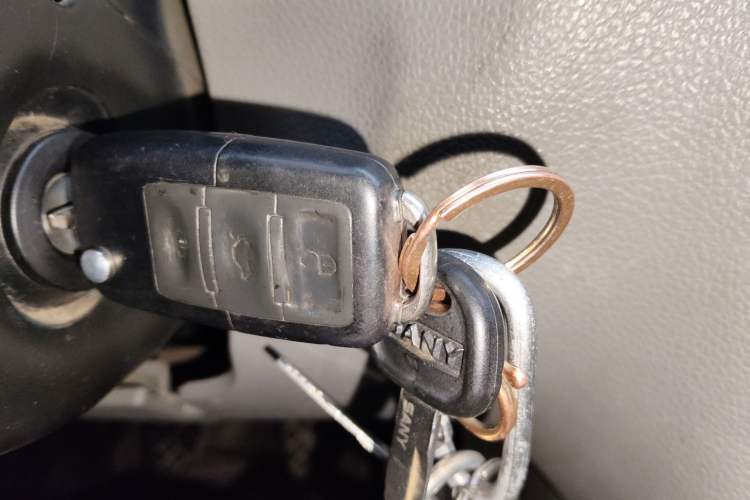 Used Volkswagen Bora 2012 1.6L Manual Fashion Edition Vehicle Key