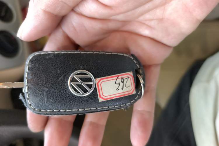 Used Volkswagen Bora 2012 1.6L Manual Fashion Edition Vehicle Key