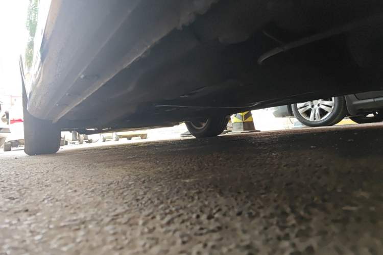 Used Volkswagen Bora 2012 1.6L Manual Fashion Edition Chassis Rear Left
