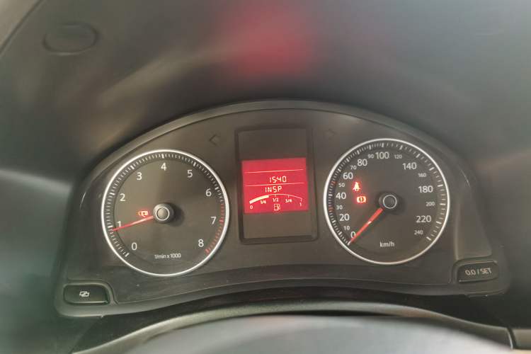 Used Volkswagen Bora 2012 1.6L Manual Fashion Edition Instrument Cluster
