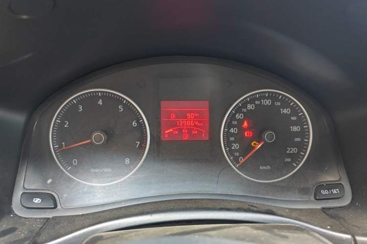 Used Volkswagen Bora 2012 1.6L Manual Comfort Model Instrument Cluster