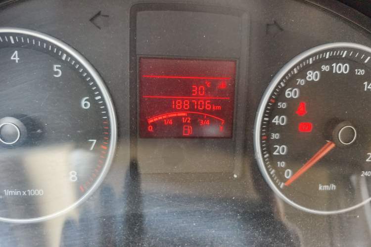 Used Volkswagen Bora 2012 1.6L Manual Fashion Edition Odometer Close Up