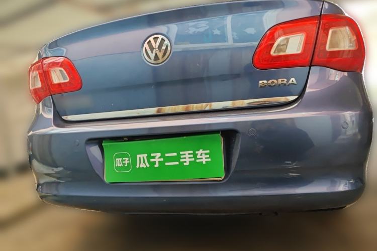 Used Volkswagen Bora 2012 1.6L Manual Fashion Edition Rear