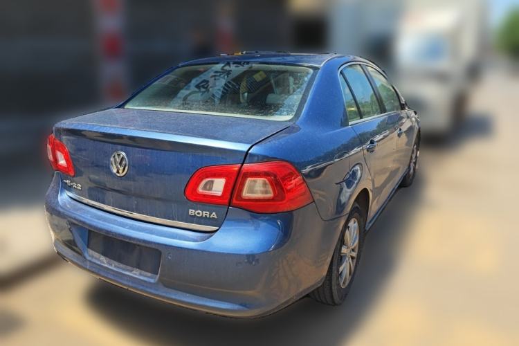 Used Volkswagen Bora 2012 1.6L Manual Comfort Model Rear Right 45 Deg