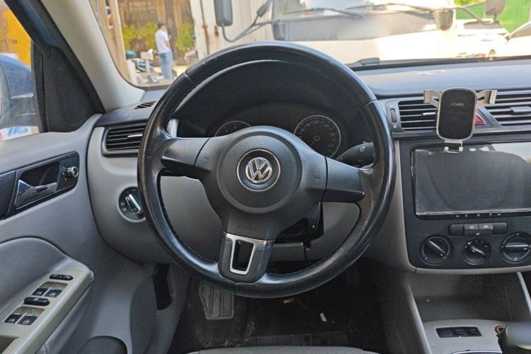 Used Volkswagen Bora 2012 1.6L Manual Comfort Model Steering Wheel
