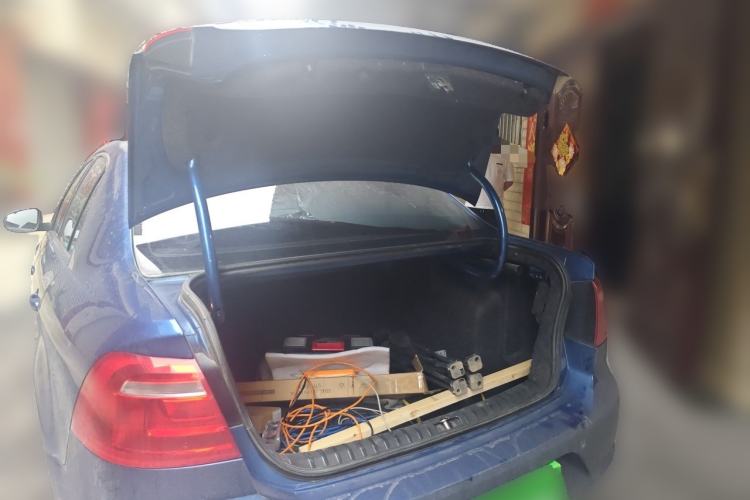 Used Volkswagen Bora 2012 1.6L Automatic Fashion Edition Trunk