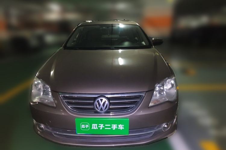 Used Volkswagen Bora 2012 1.6L Automatic Comfort Edition Front