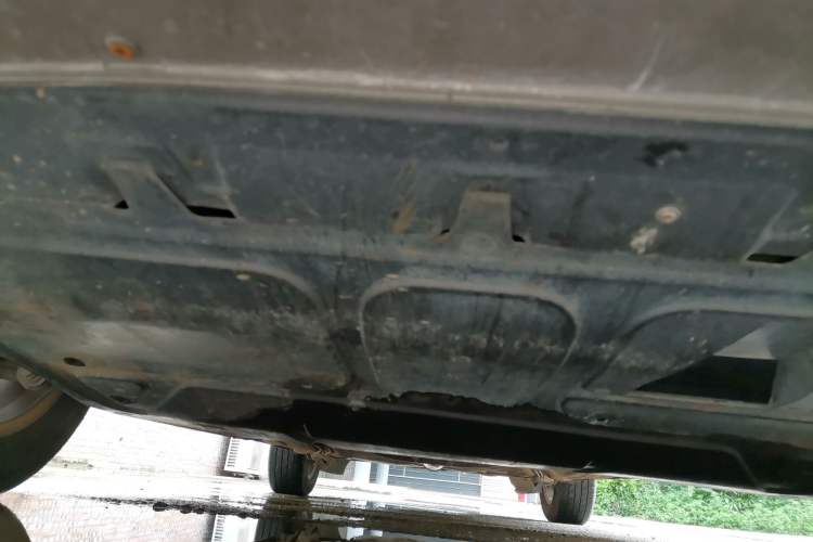 Used Volkswagen Bora 2012 1.6L Automatic Comfort Edition Chassis Front