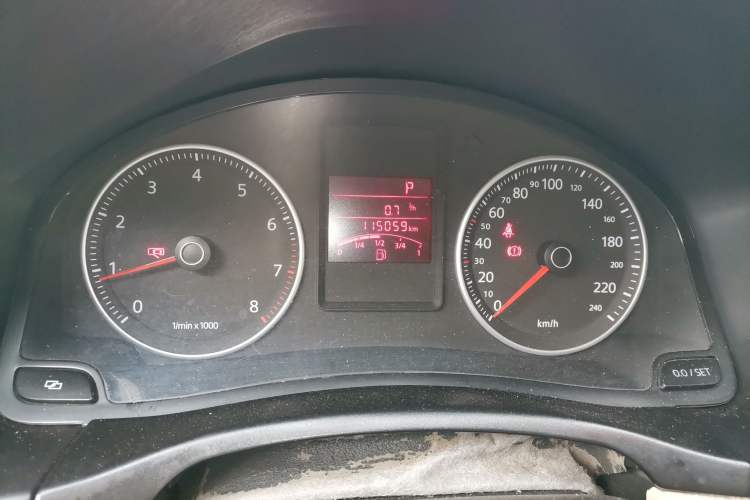 Used Volkswagen Bora 2012 1.6L Automatic Comfort Edition Instrument Cluster