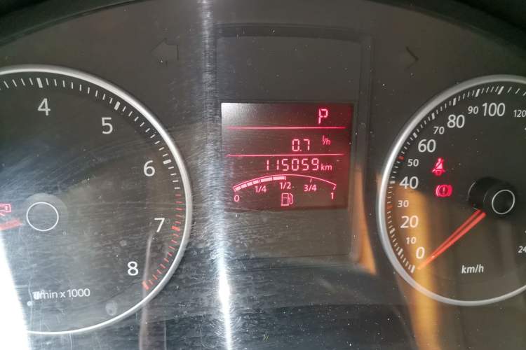 Used Volkswagen Bora 2012 1.6L Automatic Comfort Edition Odometer Close Up