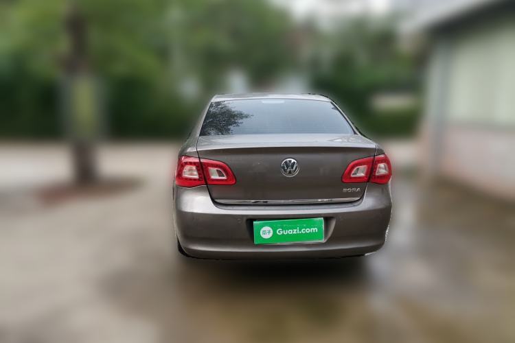 Used Volkswagen Bora 2012 1.6L Automatic Comfort Edition Rear