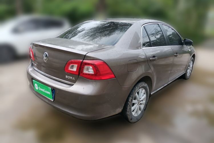 Used Volkswagen Bora 2012 1.6L Automatic Comfort Edition Rear Right 45 Deg