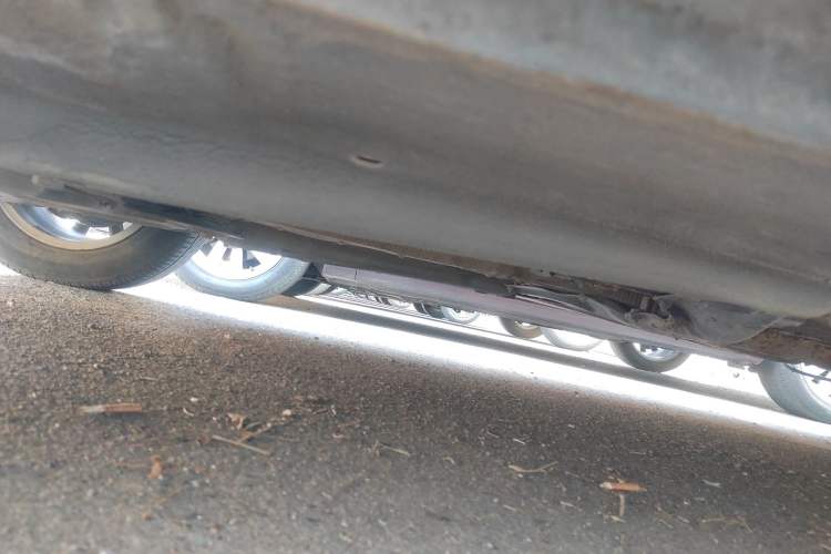 Used Volkswagen Bora 2012 1.6L Manual Comfort Model Chassis Front Left