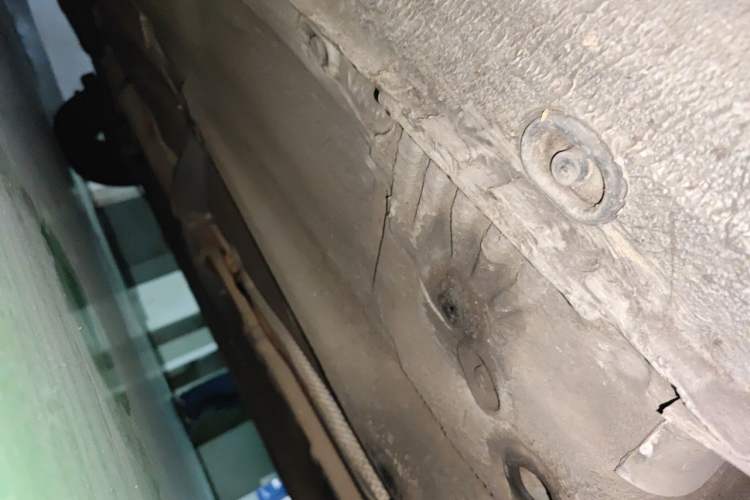 Used Volkswagen Bora 2012 1.6L Manual Fashion Edition Chassis Front Right