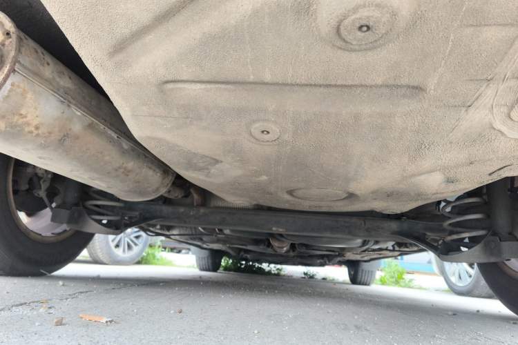 Used Volkswagen Bora 2012 1.6L Automatic Fashion Edition Chassis Rear