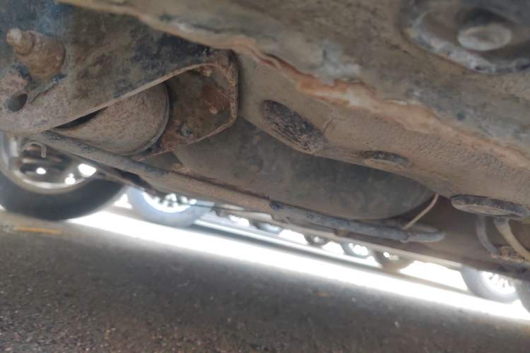 Used Volkswagen Bora 2012 1.6L Manual Comfort Model Chassis Rear Right