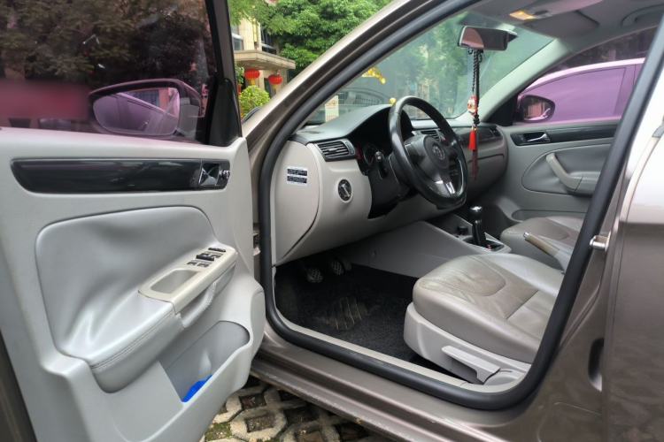 Used Volkswagen Bora 2012 1.6L Manual Comfort Model Driver Seat