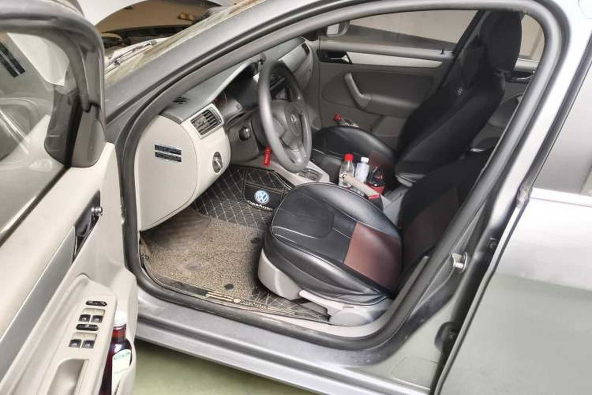 Used Volkswagen Bora 2012 1.6L Automatic Fashion Edition Driver Seat