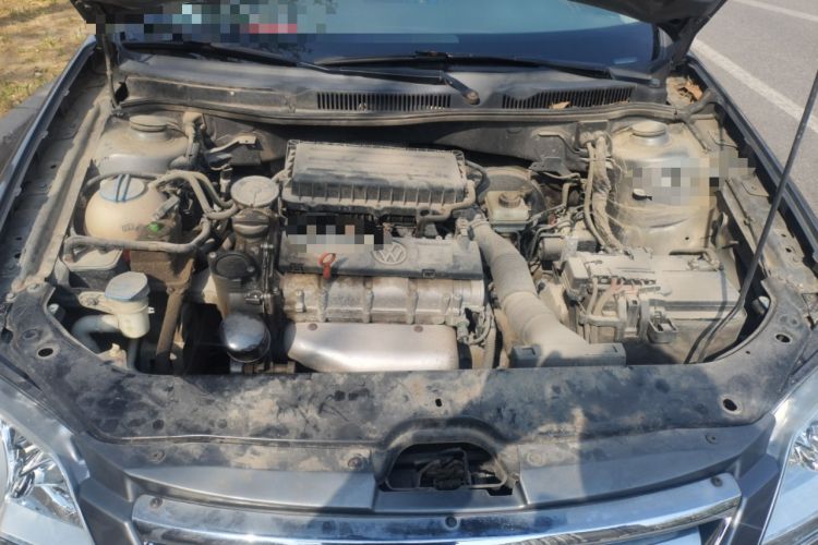 Used Volkswagen Bora 2012 1.6L Automatic Fashion Edition Engine Bay