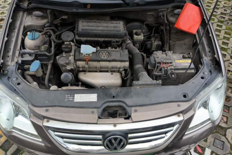 Used Volkswagen Bora 2012 1.6L Manual Comfort Model Engine Bay