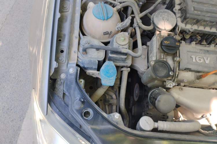 Used Volkswagen Bora 2012 1.6L Automatic Comfortable Value Edition Engine Bay Right