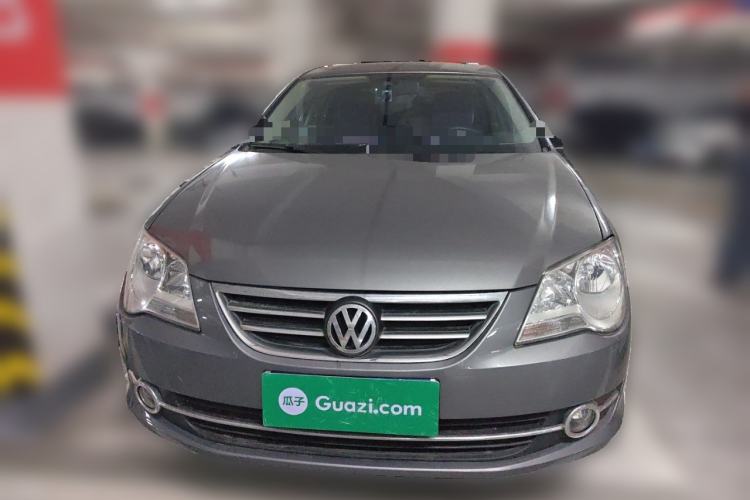 Used Volkswagen Bora 2012 1.6L Manual Fashion Edition Front