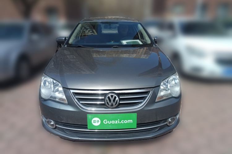Used Volkswagen Bora 2012 1.6L Manual Fashion Edition Front