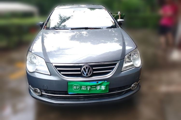 Used Volkswagen Bora 2012 1.6L Manual Fashion Edition Front