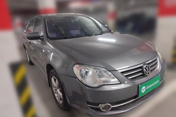 Used Volkswagen Bora 2012 1.6L Manual Fashion Edition Front Right 45 Deg