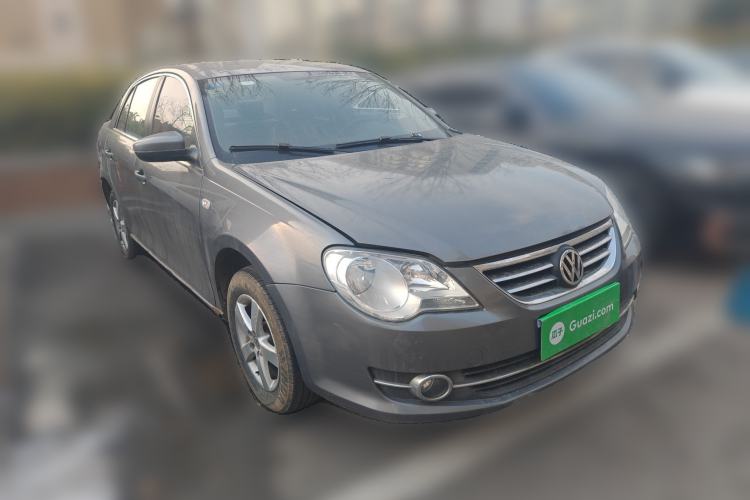 Used Volkswagen Bora 2012 1.6L Manual Fashion Edition Front Right 45 Deg