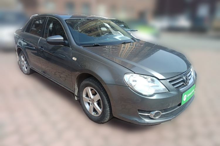 Used Volkswagen Bora 2012 1.6L Manual Fashion Edition Front Right 45 Deg