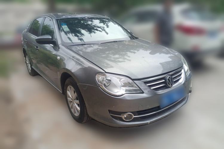 Used Volkswagen Bora 2012 1.6L Automatic Comfort Edition Front Right 45 Deg