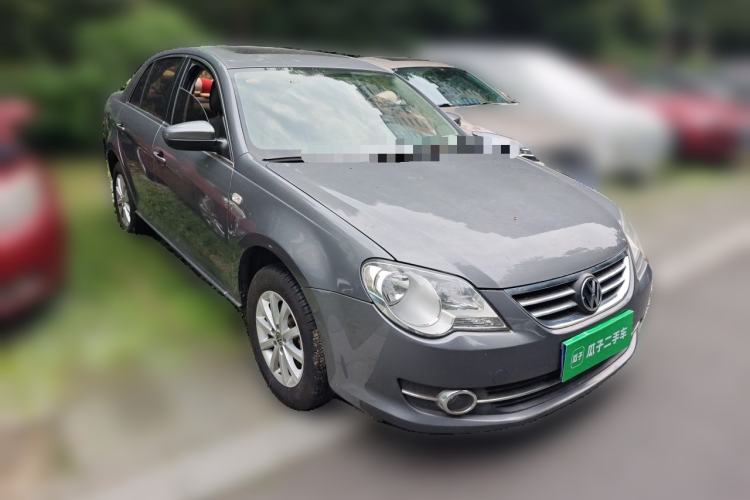 Used Volkswagen Bora 2012 1.6L Manual Comfort Model Front Right 45 Deg