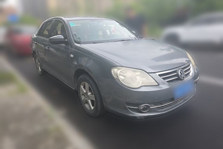 Used Volkswagen Bora 2012 1.6L Automatic Fashion Edition Front Right 45 Deg