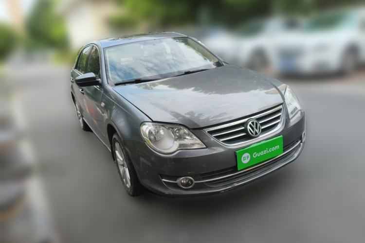Used Volkswagen Bora 2012 1.6L Automatic Fashion Value Edition Front Right 45 Deg