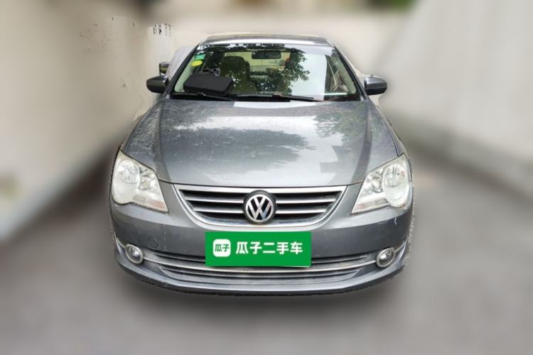 Used Volkswagen Bora 2012 1.6L Manual Fashion Edition Front