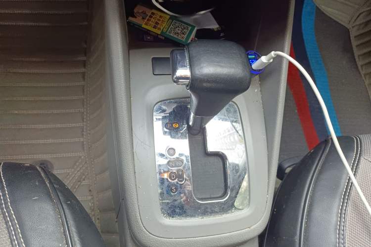 Used Volkswagen Bora 2012 1.6L Automatic Comfortable Value Edition Gear Lever