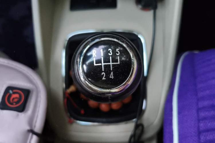 Used Volkswagen Bora 2012 1.6L Manual Comfort Model Gear Lever