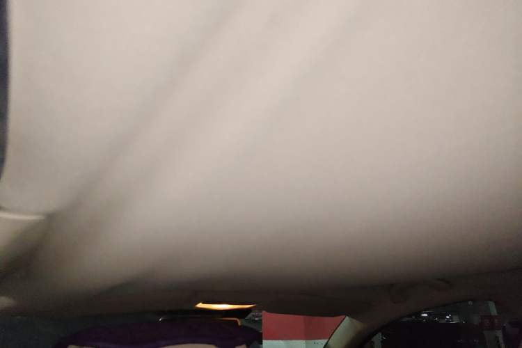 Used Volkswagen Bora 2012 1.6L Manual Fashion Edition Headliner