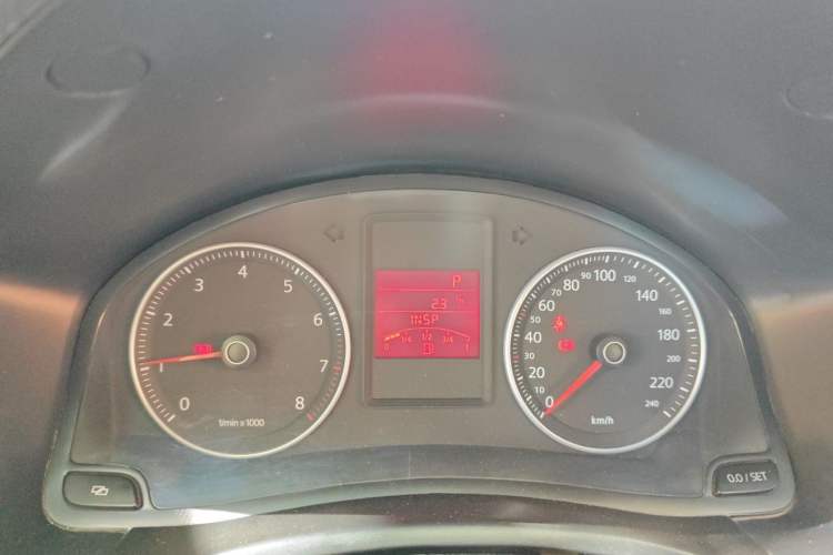 Used Volkswagen Bora 2012 1.6L Automatic Fashion Edition Instrument Cluster