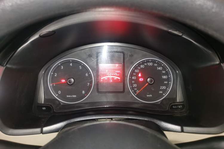 Used Volkswagen Bora 2012 1.6L Automatic Fashion Edition Instrument Cluster