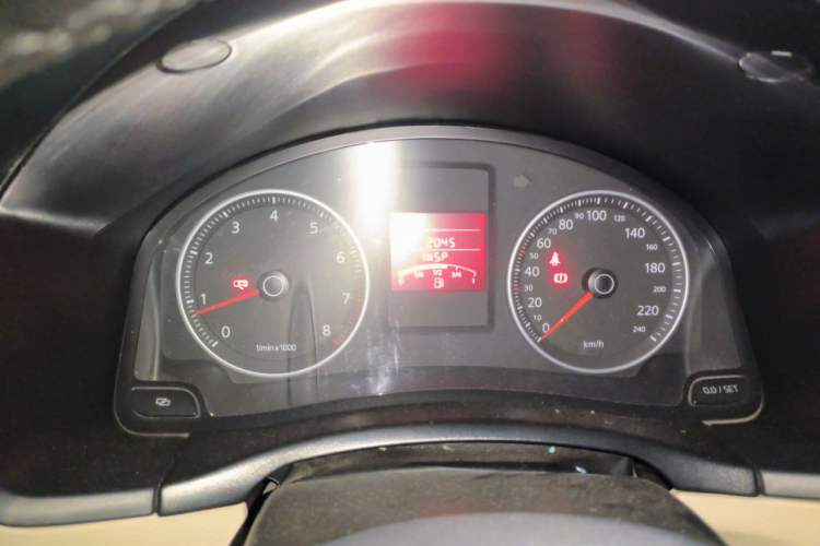 Used Volkswagen Bora 2012 1.4T Manual Comfort Version Instrument Cluster