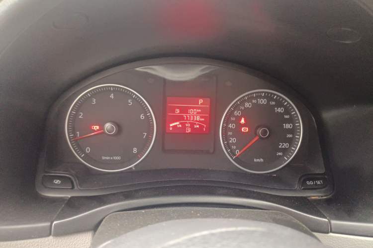 Used Volkswagen Bora 2012 1.6L Automatic Comfort Edition Instrument Cluster