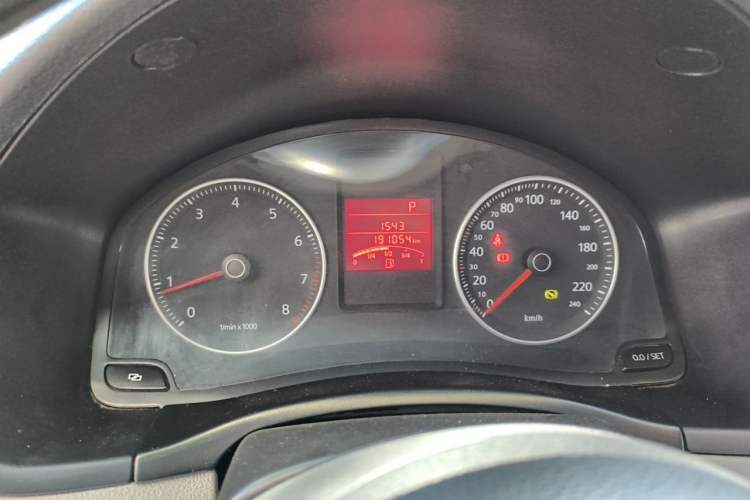 Used Volkswagen Bora 2012 1.6L Automatic Fashion Edition Instrument Cluster
