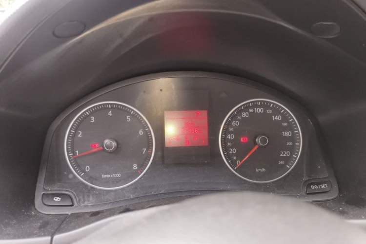 Used Volkswagen Bora 2012 1.6L Automatic Fashion Value Edition Instrument Cluster