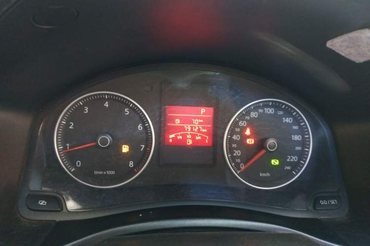 Used Volkswagen Bora 2012 1.6L Automatic Comfort Edition Instrument Cluster