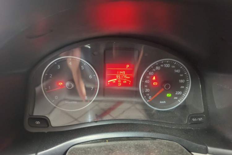 Used Volkswagen Bora 2012 1.6L Automatic Comfortable Value Edition Instrument Cluster