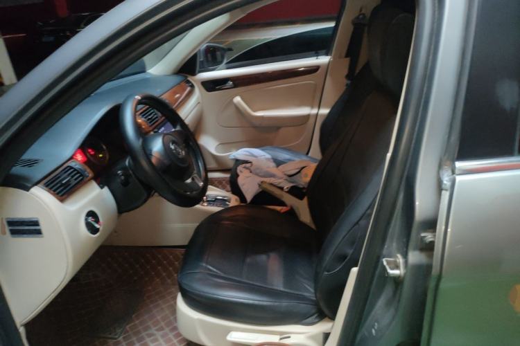 Used Volkswagen Bora 2012 1.6L Automatic Fashion Edition Left Front Seat