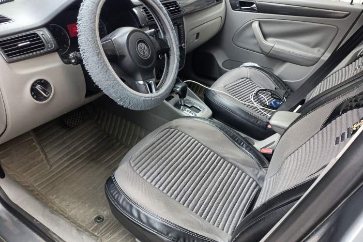 Used Volkswagen Bora 2012 1.6L Automatic Comfortable Value Edition Left Front Seat