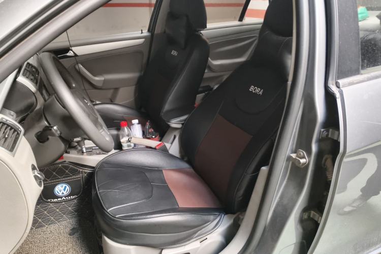 Used Volkswagen Bora 2012 1.6L Automatic Fashion Edition Left Front Seat